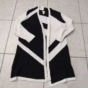 Chicos Size 2 Black White Open Front Abstract Print Knit Duster Cardigan